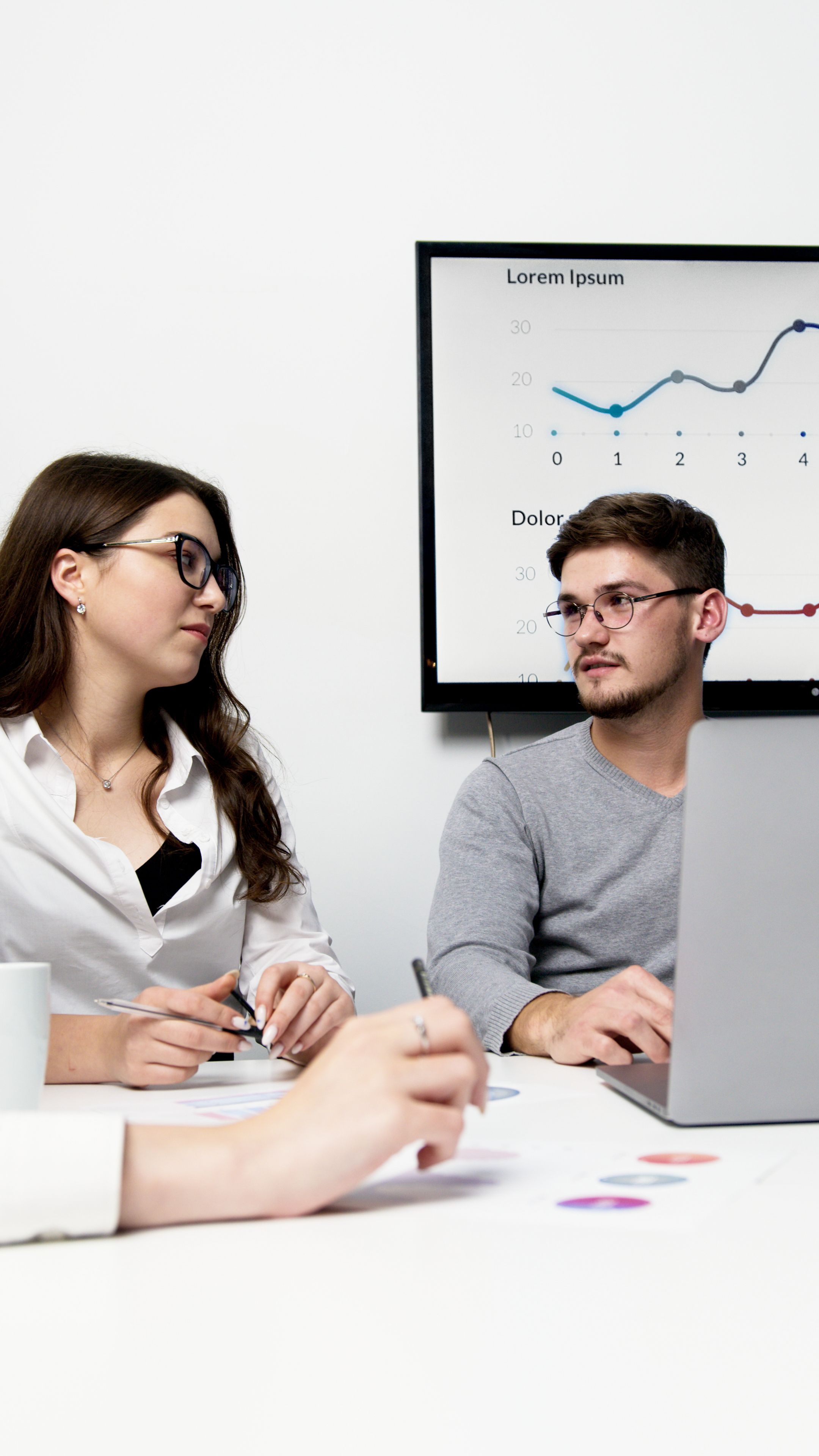 Data Analytics - Business intelligence and data visualization